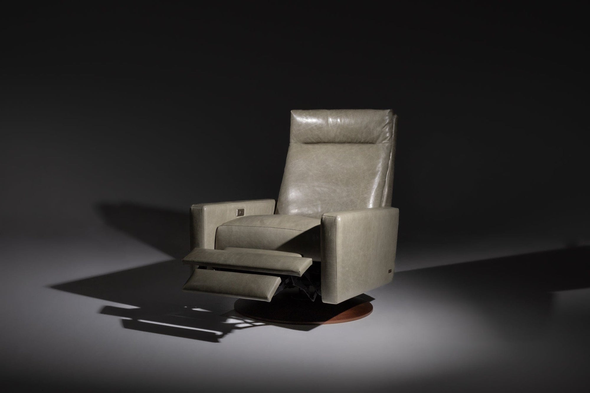 American Leather Cumulus Comfort Air Echo Recliner