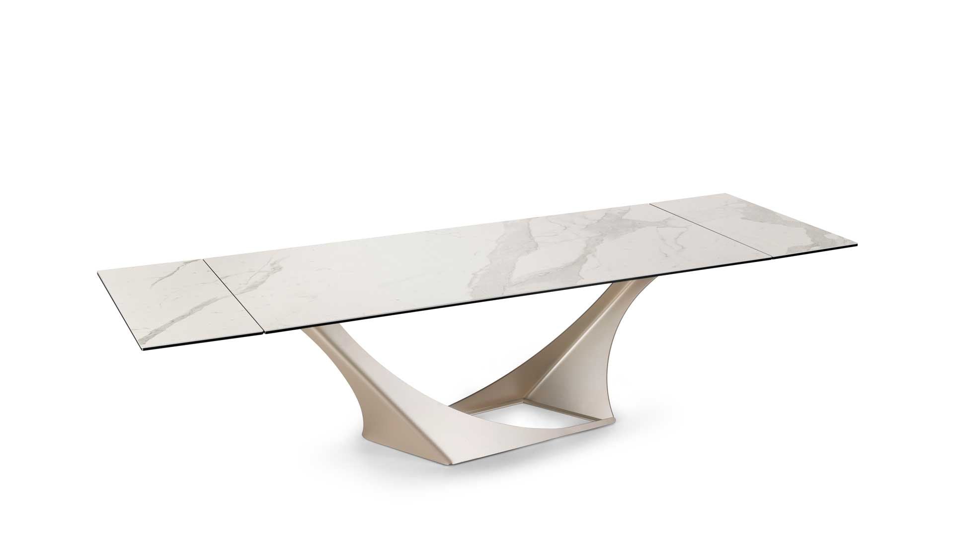 Naos Efesto Dining Table