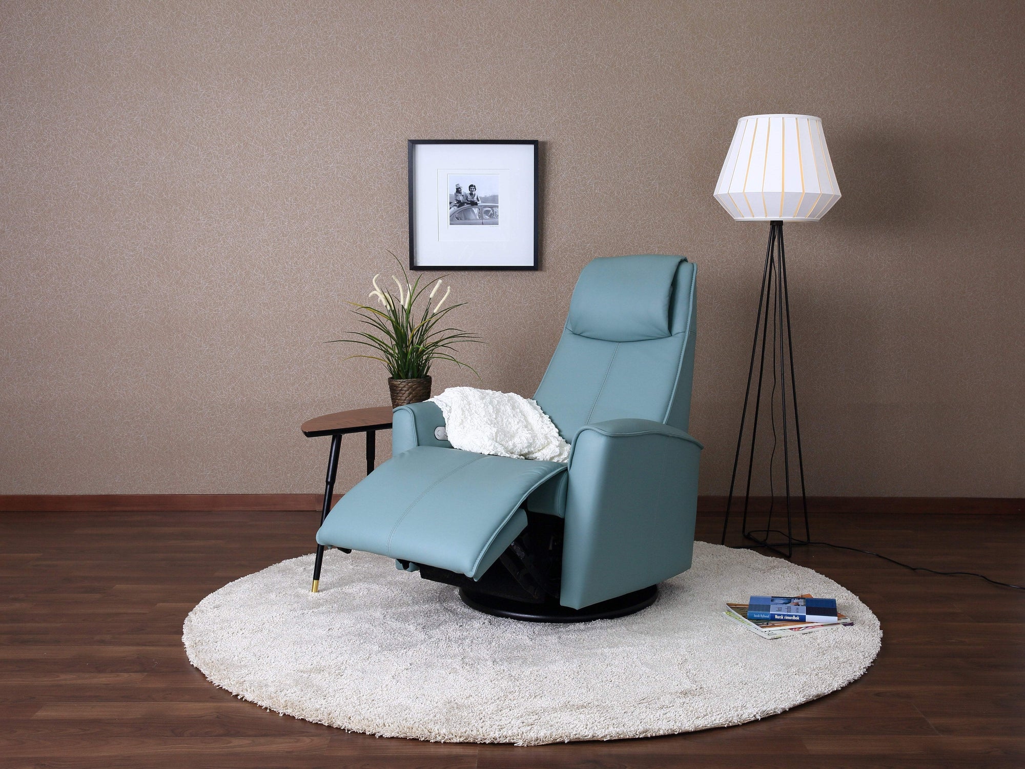 Fjords Urban Motorized Recliner