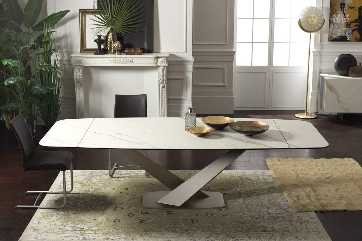 Naos Zeus Dining Table