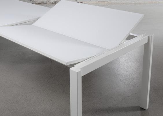 Trica Infinity Extendable Dining Table